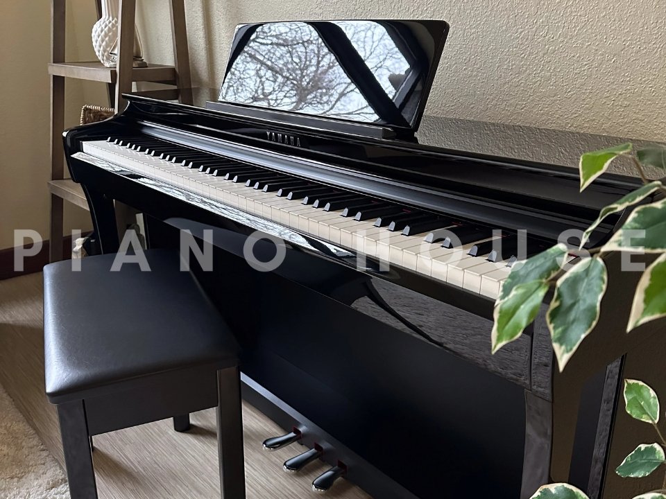 Chi tiết đàn YAMAHA CLP-825 PE - Hình 4